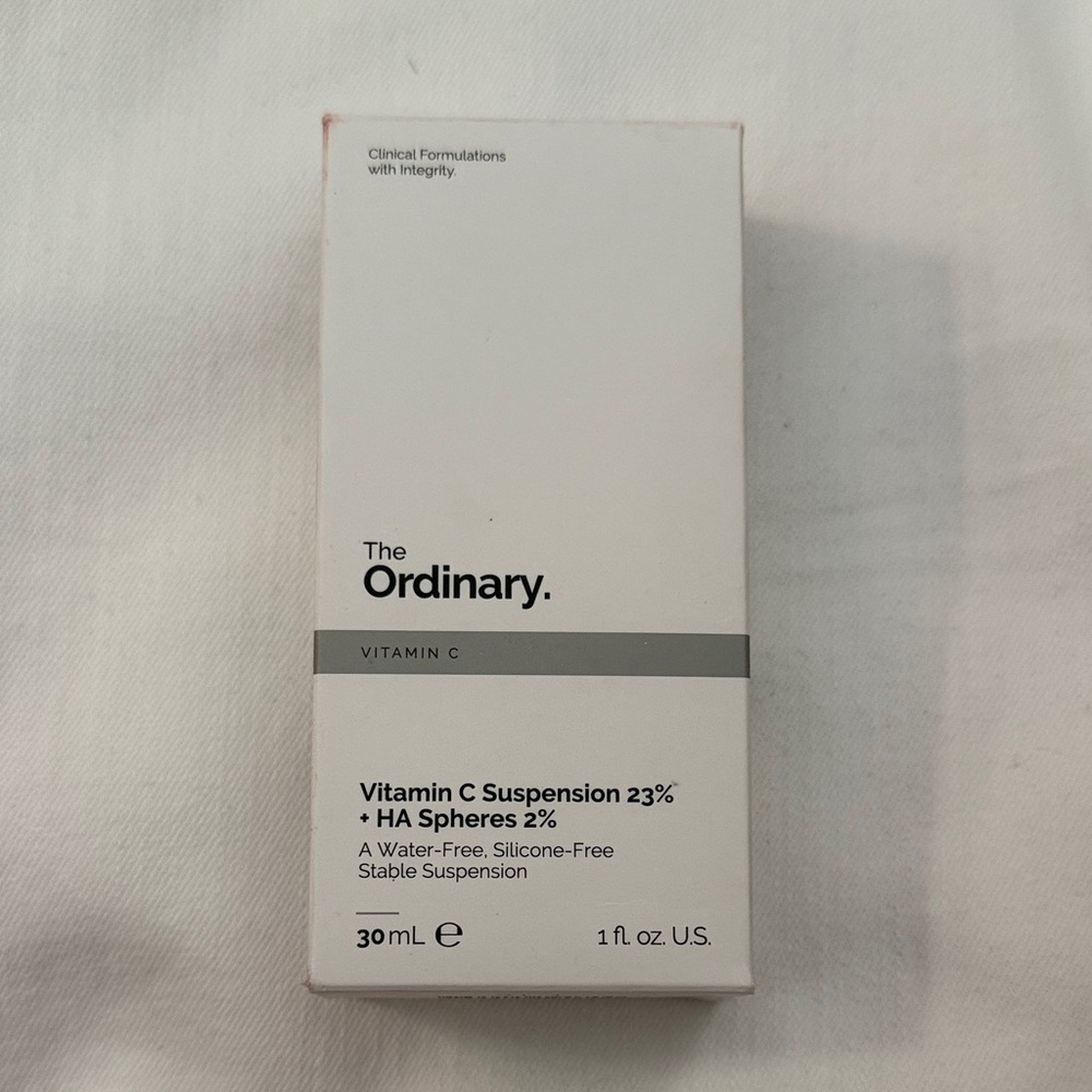The Ordinary Vitamin C Suspension 23% + HA Spheres 2% - Gray and White
